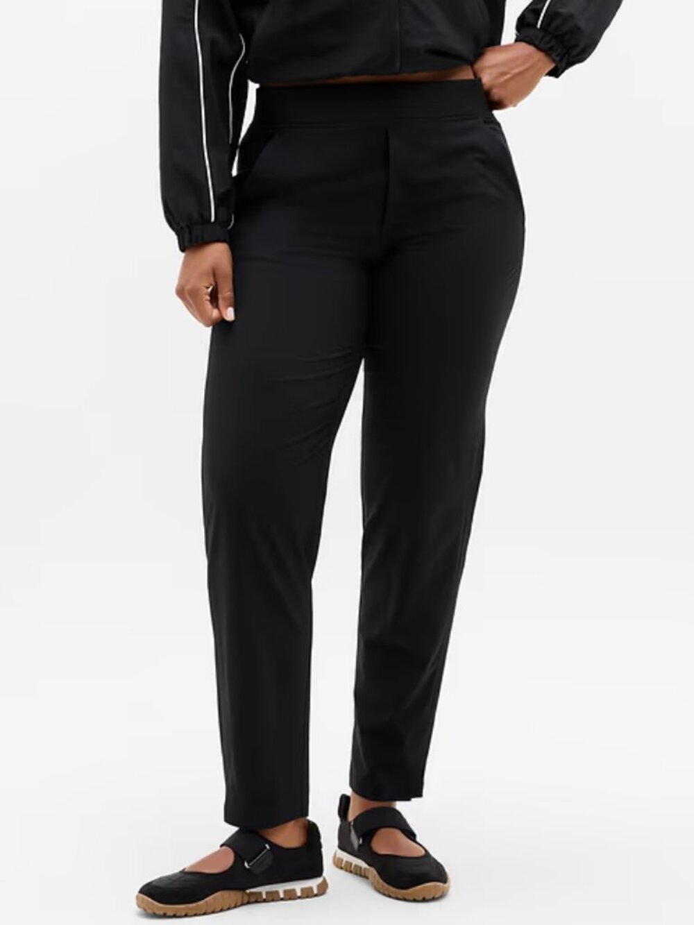 Athleta Brooklyn Mid Rise Ankle Pant Black Athleisure Workout Athletic Size 18